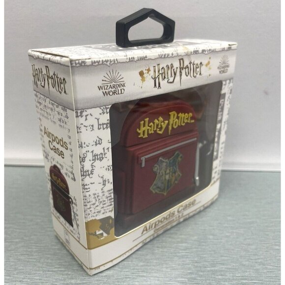 HARRY POTTER  Hogwarts Crest Backpack AirPod Case Gen 1 & 2 - Picture 10 of 10